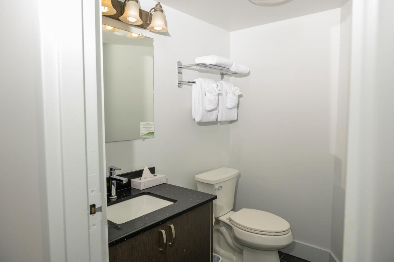 Oceanfront Suites At Cowichan Bay Kültér fotó
