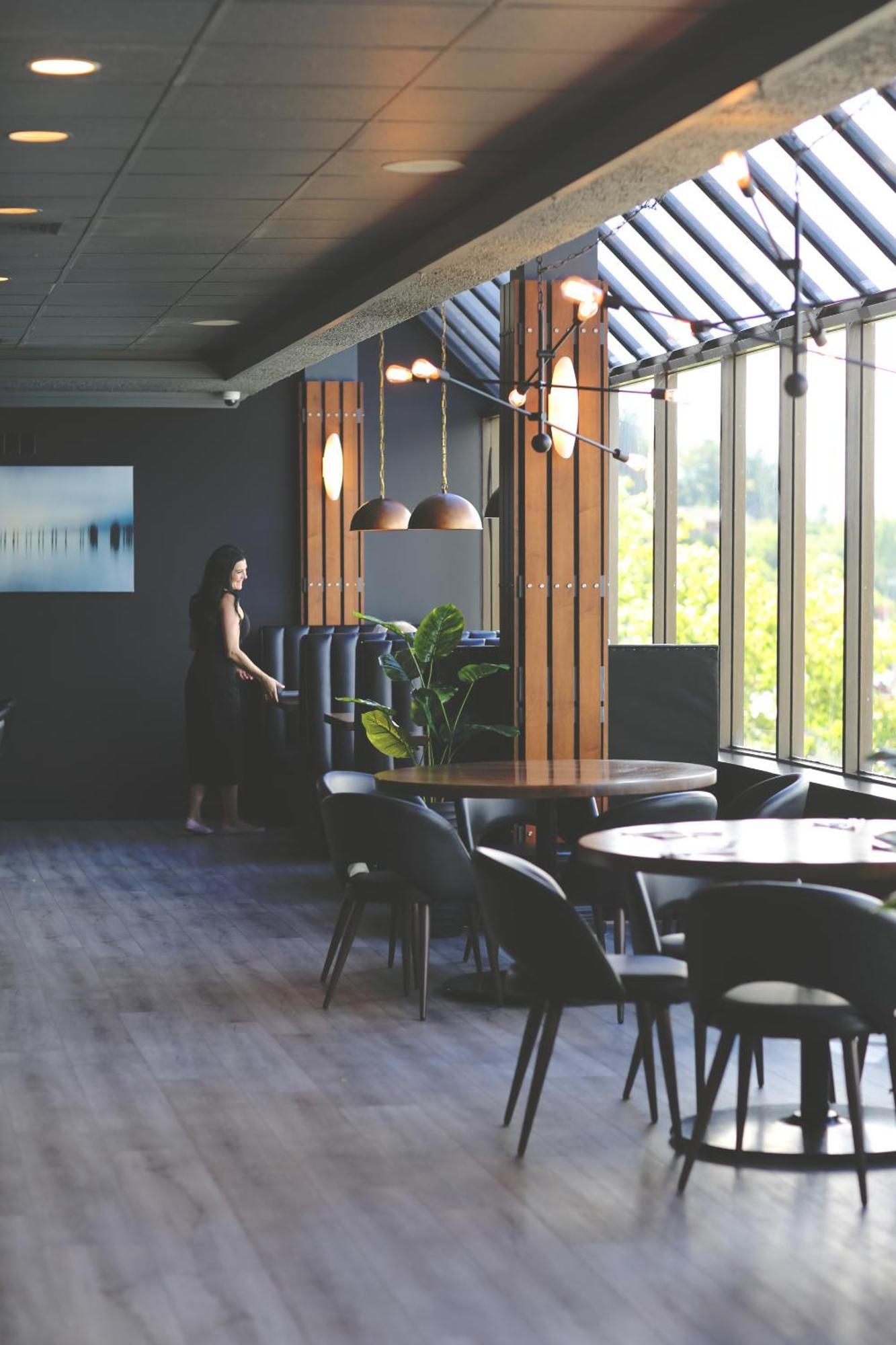 Oceanfront Suites At Cowichan Bay Kültér fotó
