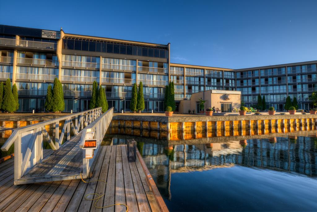 Oceanfront Suites At Cowichan Bay Kültér fotó