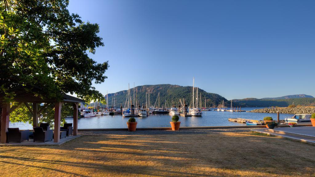Oceanfront Suites At Cowichan Bay Kültér fotó