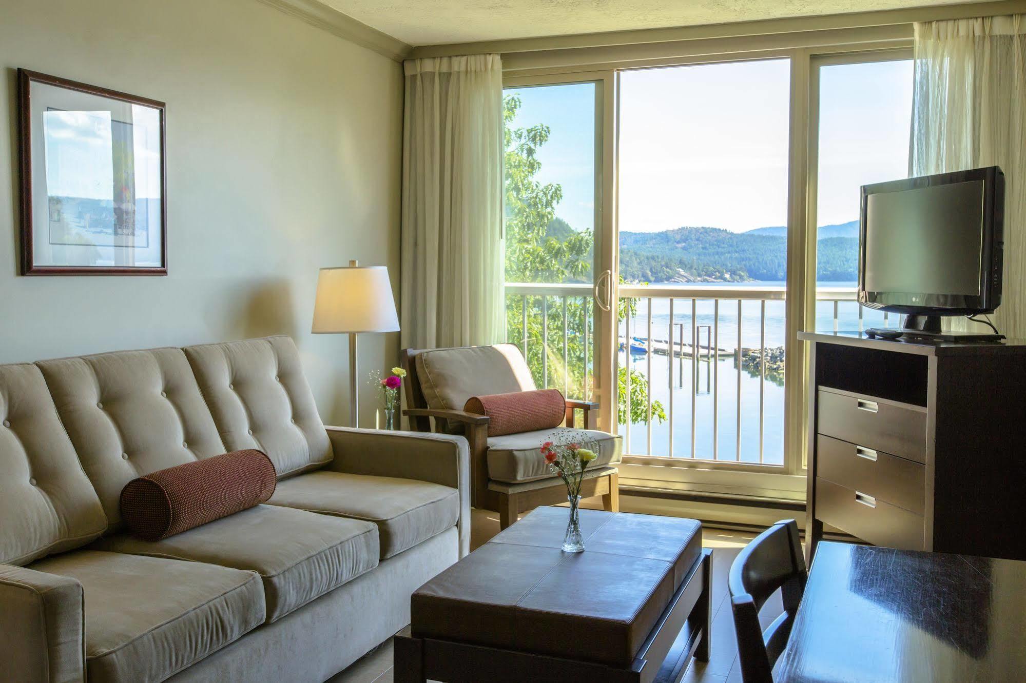 Oceanfront Suites At Cowichan Bay Kültér fotó