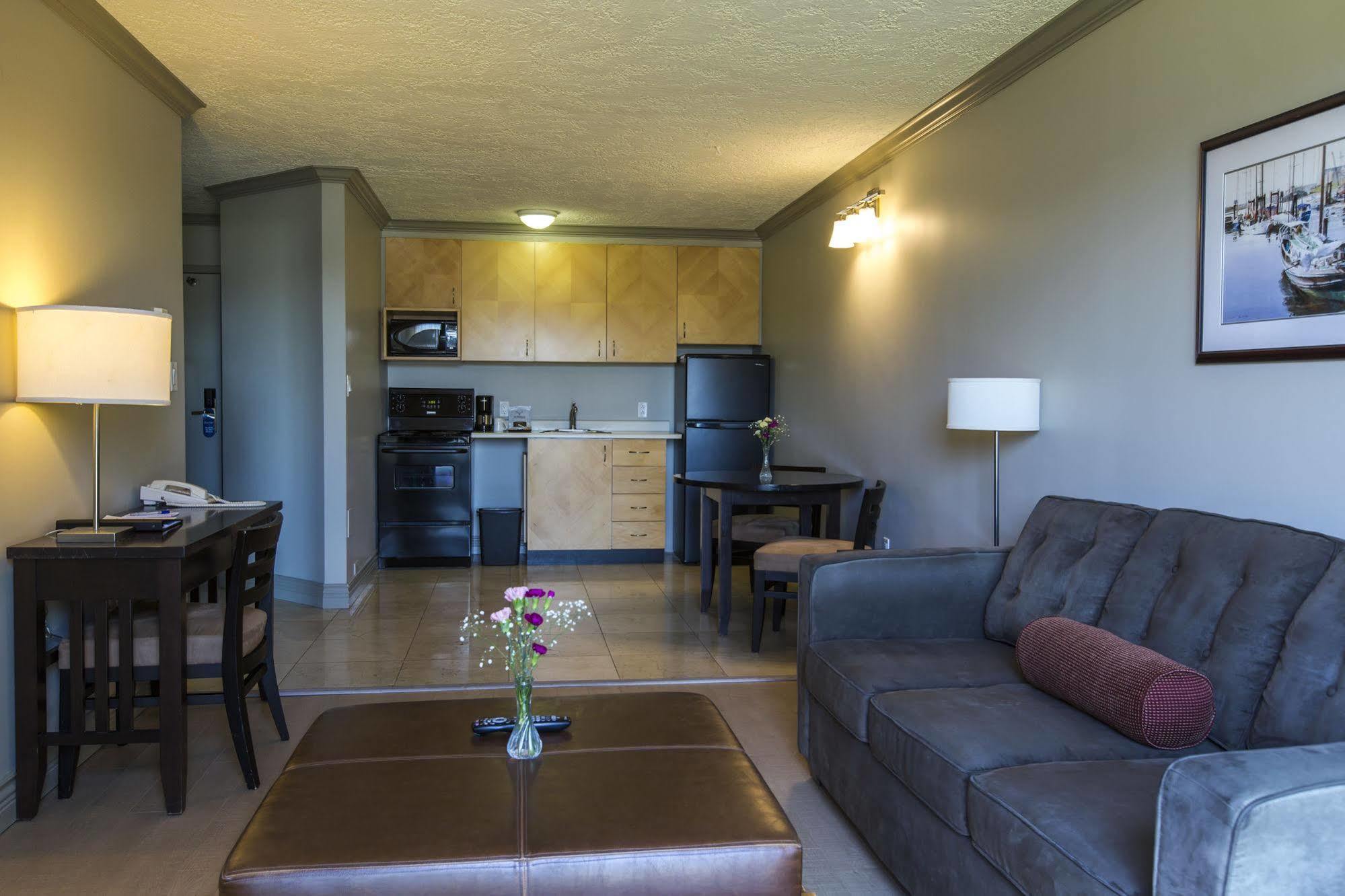 Oceanfront Suites At Cowichan Bay Kültér fotó