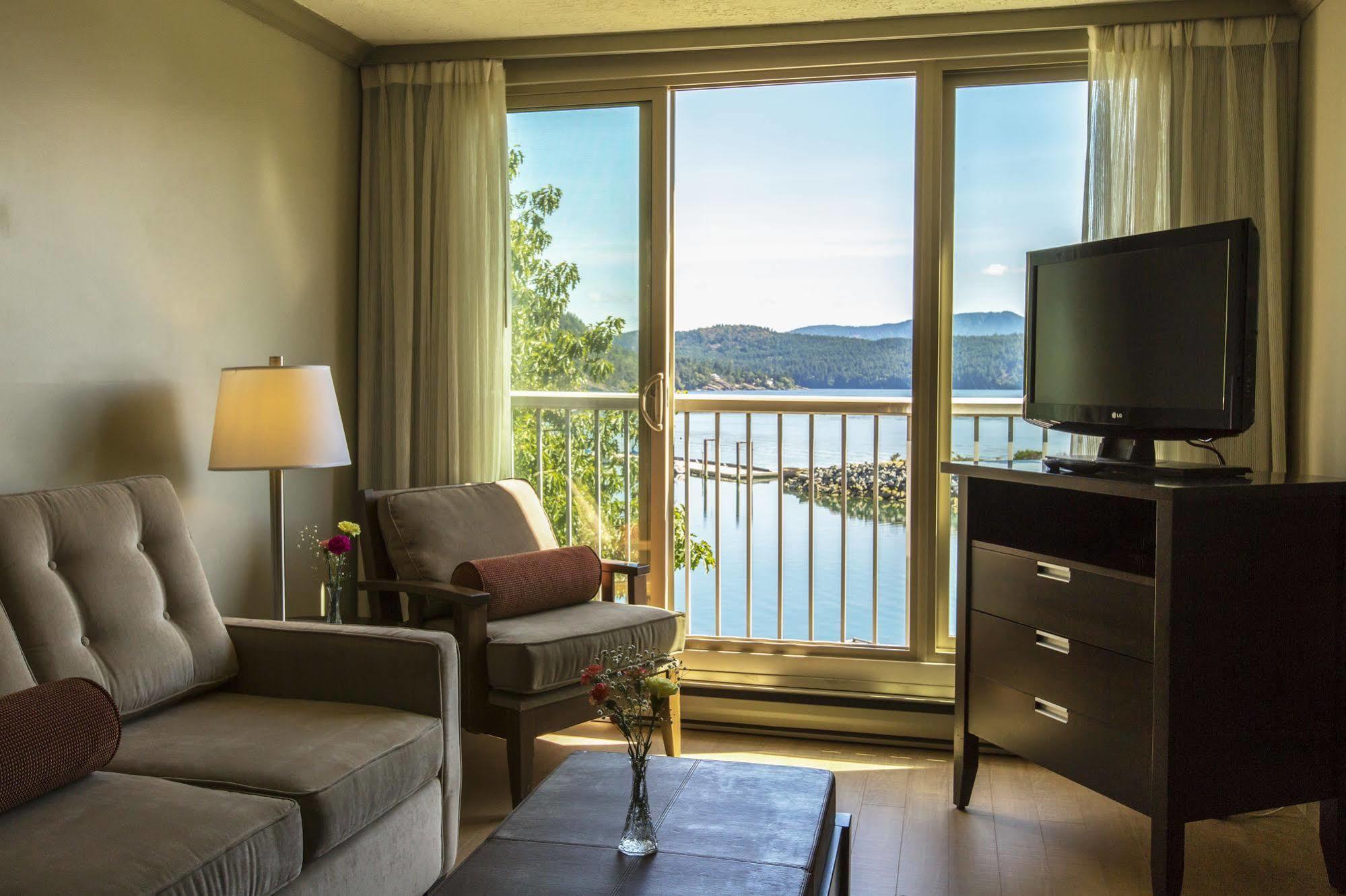 Oceanfront Suites At Cowichan Bay Kültér fotó