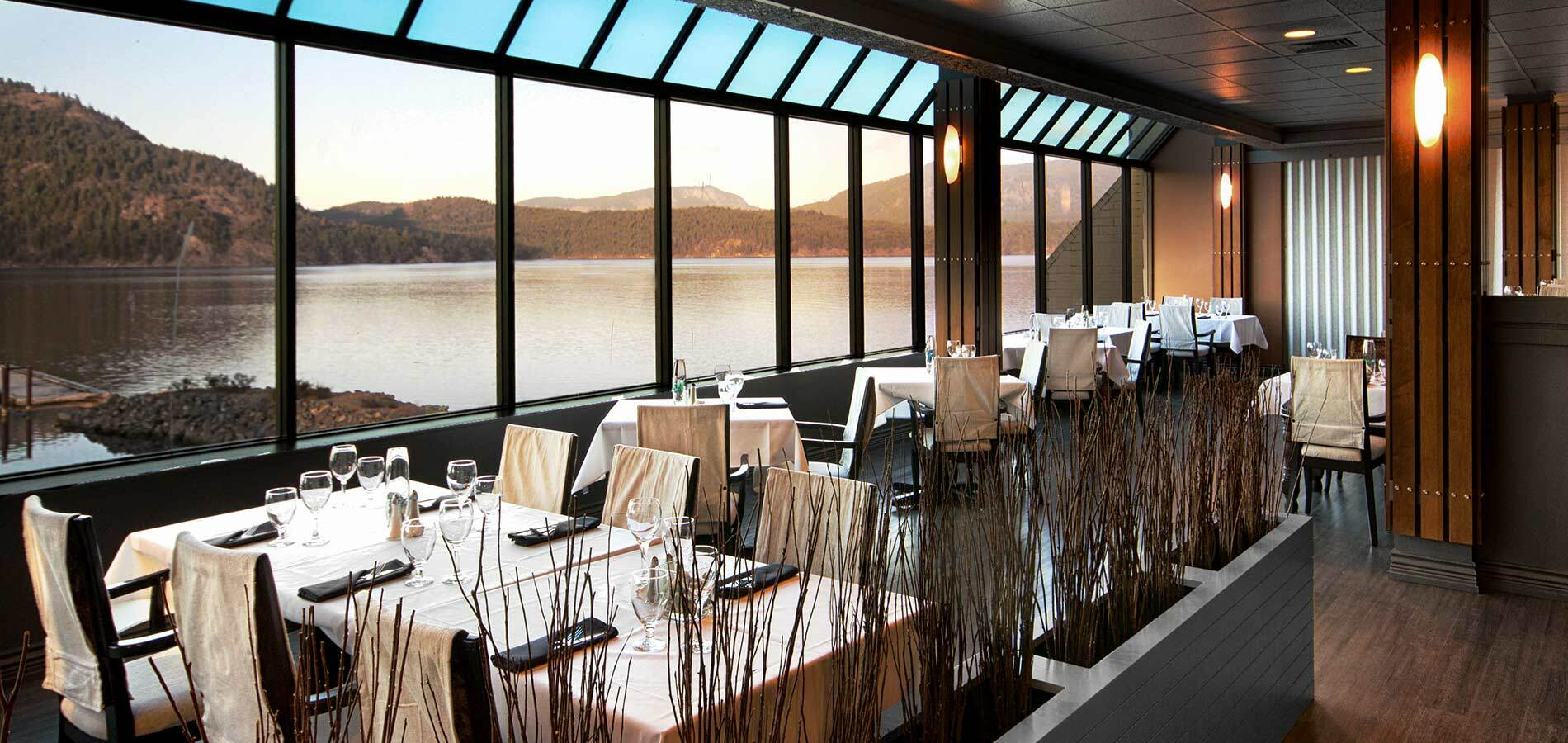 Oceanfront Suites At Cowichan Bay Kültér fotó